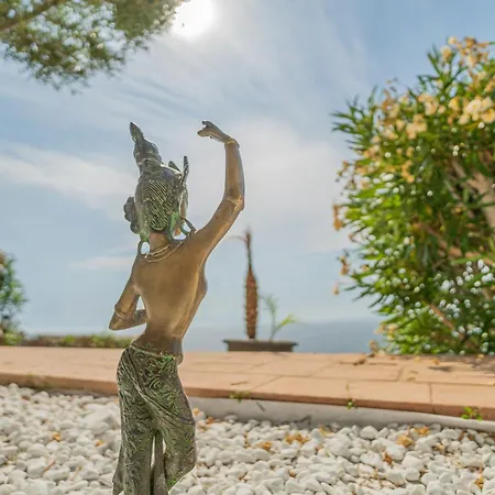 Holiday home Artemis *