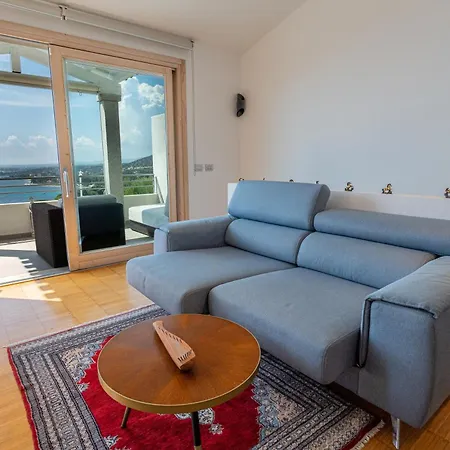 Artemis Holiday home *